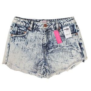 NWT Women's Charlotte Russe Refuge Bleach Wash Cutoff Denim Jean Shorts Size 4